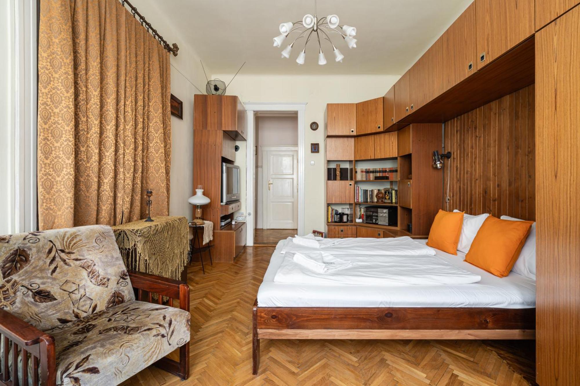 Bpr W21 Retro Home With Balcony Budapest Eksteriør bilde