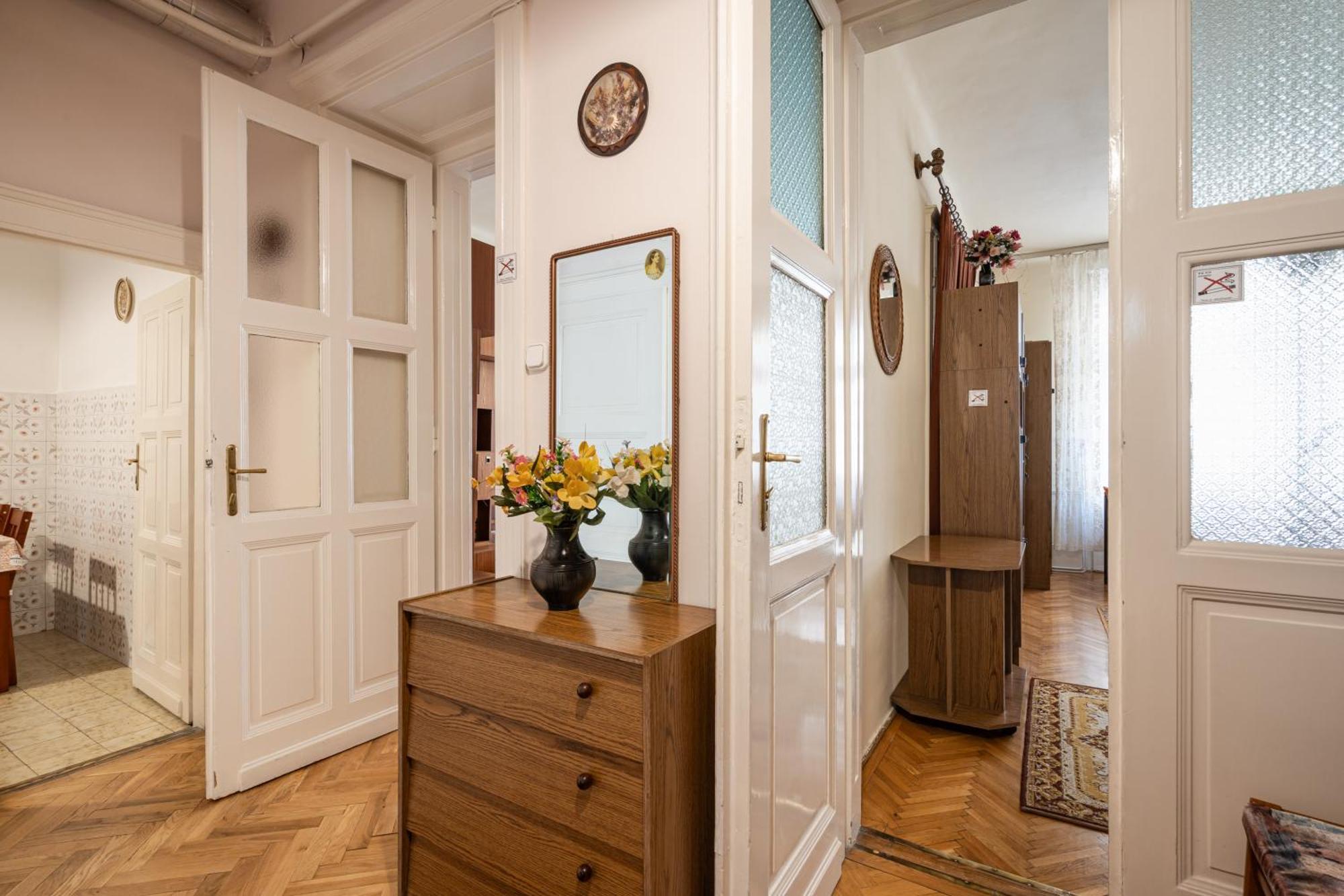 Bpr W21 Retro Home With Balcony Budapest Eksteriør bilde